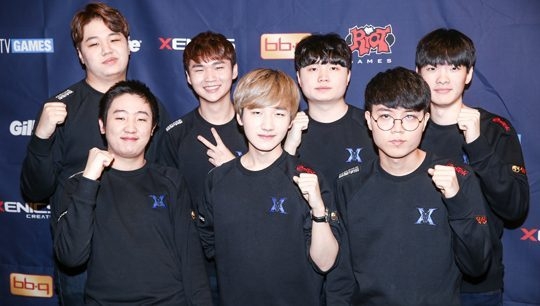 他仅16岁 他仅16岁